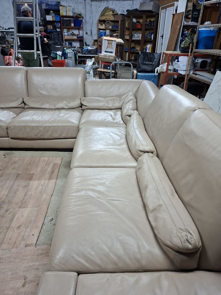 Grand canap� d'angle 
Roche bobois
Tou cuir 
300 Saint-L� (50)