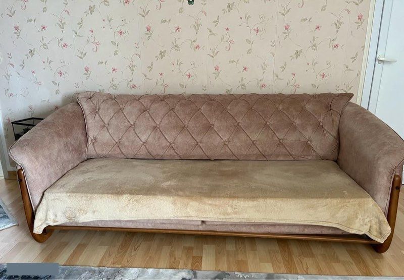 Grand canape Confortable Tres bon etat
0 Orl�ans (45)