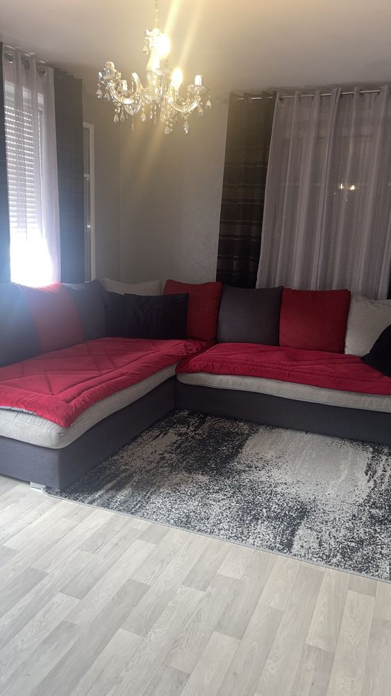 Un grand Canap� familiale tr�s solide 400 Pontault-Combault (77)