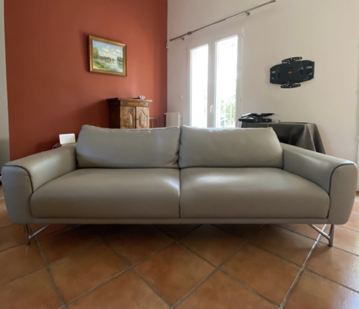 Grand canap� (3 places) contemporain 1200 N�mes (30)