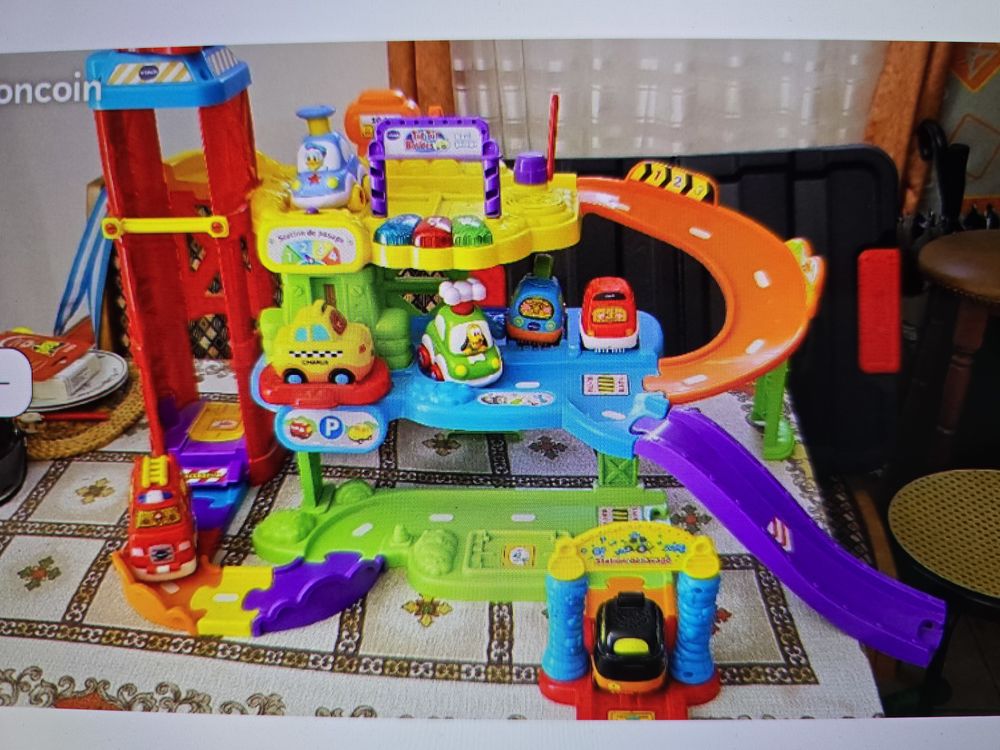 GRAND GARAGE - AGE 2/6 ANS 38 Roquefort-des-Corbi�res (11)