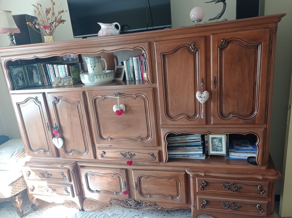 GRAND LIVING en noyer de France massif 0 Carpentras (84)