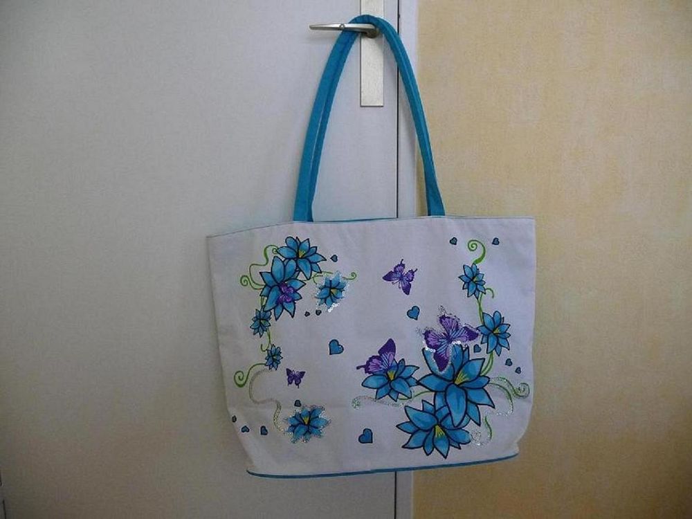 Sac Grand Mod�le Bleu & Blanc - N E U F 20 Celles-sur-Belle (79)