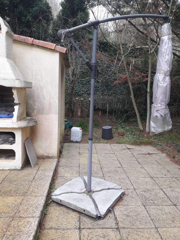 Grand parasol. 160 Carcassonne (11)