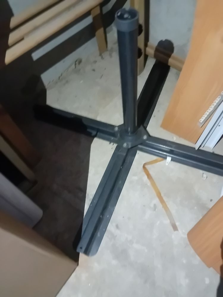 GRAND PIED EN METAL PARASOL 40� 40 St Mitre (13)