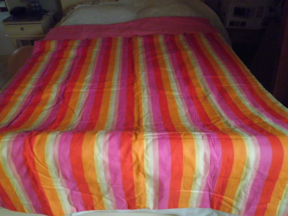  Grand plaid ou couvre lit  neuf  color� 8 Guer (56)