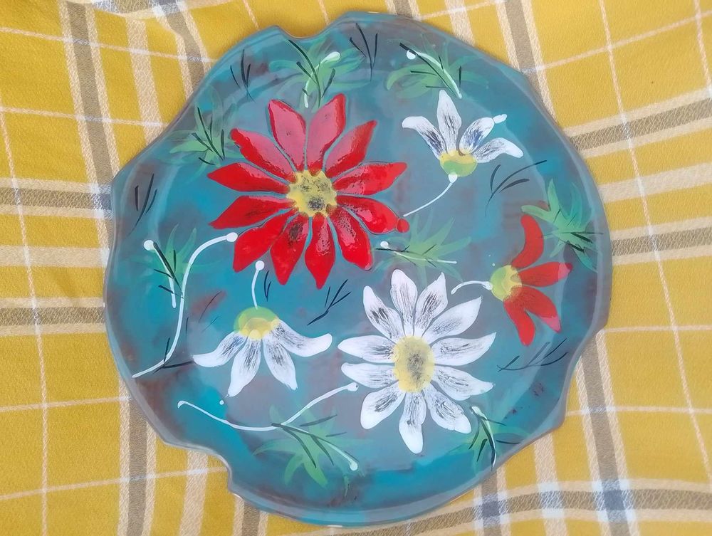 Grand Plat Artisanal Diam�tre 31 cm de la Marque   Vercor   30 La Fert�-Alais (91)