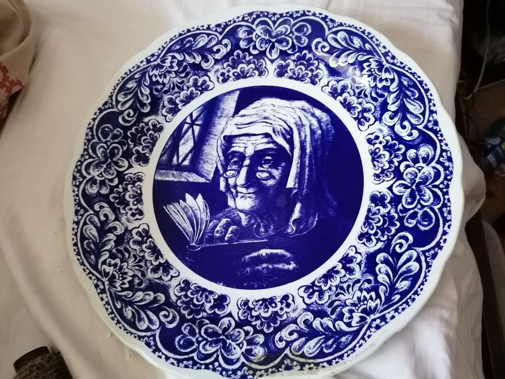 Grand Plat En Faiance 12 Issoire (63)