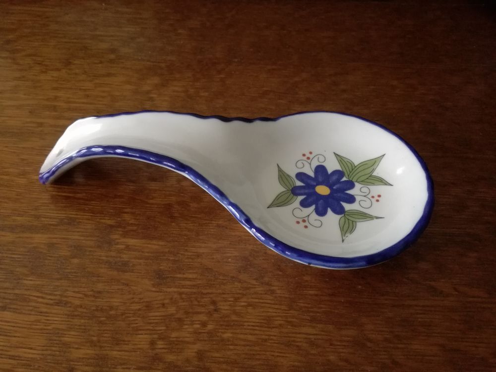 Grand Repose Cuill�re peinte � la main 25 Barentin (76)