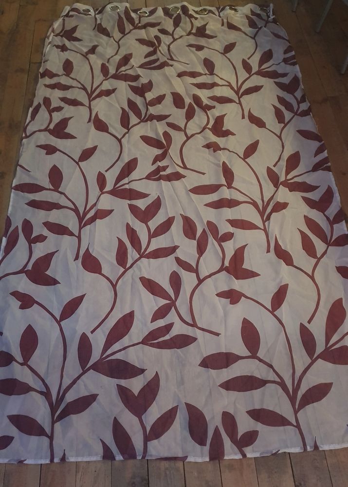 Grand Rideau Voilage blanc avec des feuilles rouges 3 Monistrol-sur-Loire (43)