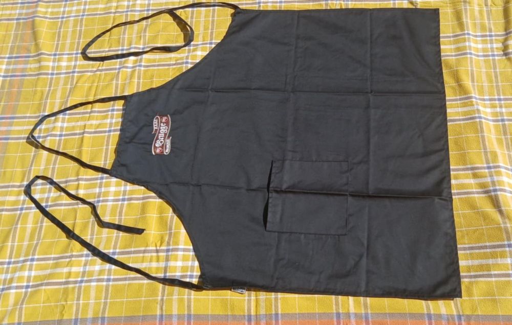 Grand Tablier pour les Amateurs de Fromage - Mod�le Neuf 10 La Fert�-Alais (91)