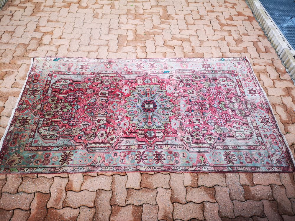 Grand tapis d'orient fait main 700 Ifs (14)