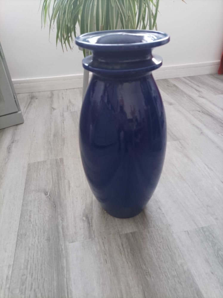 Grand vase 53cm , bleu fonc�, tr�s bon �tat 30 Drancy (93)