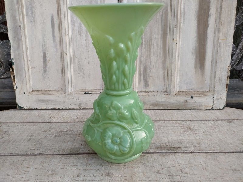 Grand Vase Verre Opaline Verte Saint Louis D�cor Fleurs 120 Loches (37)
