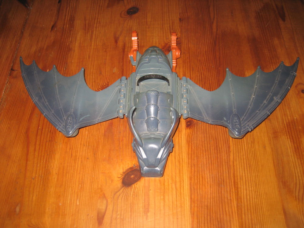 grand vehicule chauve souris SKYBAT 1994 legends of BATMAN kenner 15 C�zy (89)