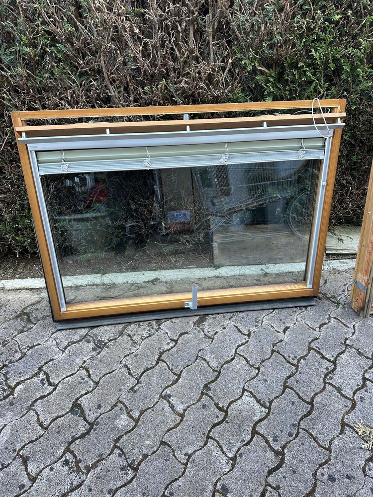 GRAND VELUX RECTANGULAIRE 0 Genlis (21)