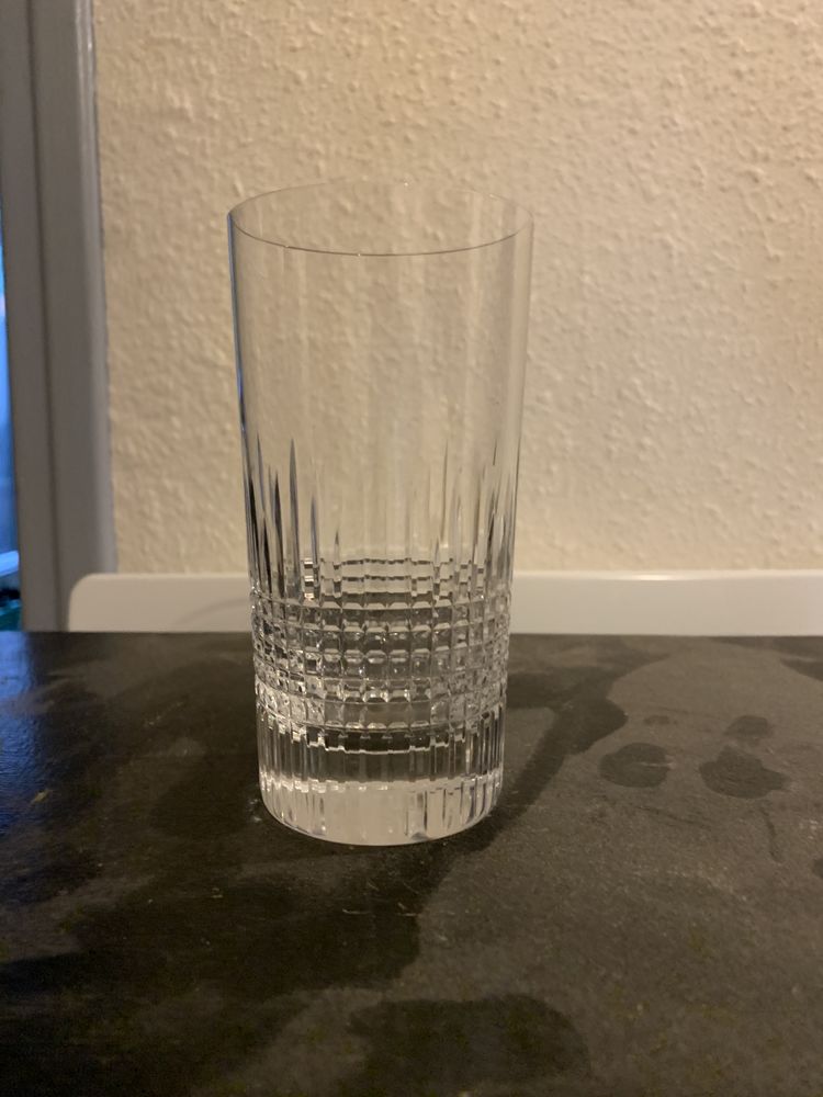 Grand verre � orangeade sign� Baccarat 420 Cerb�re (66)