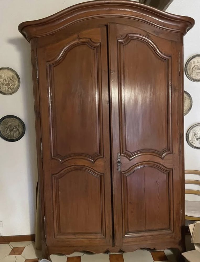 Grande armoire ancienne 400 Langon (33)