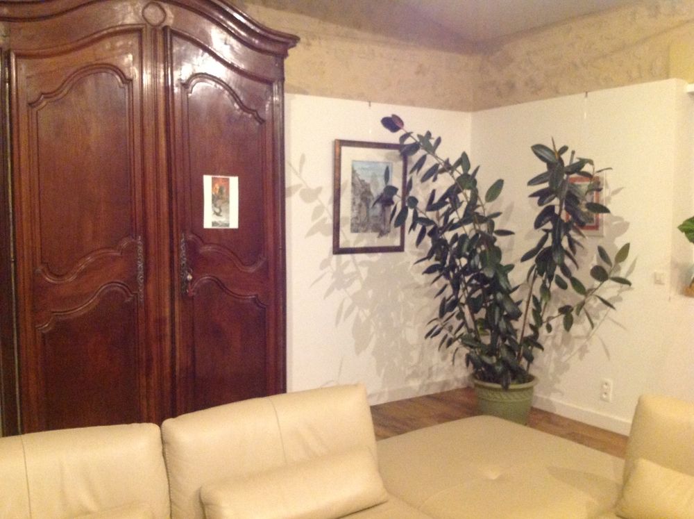 GRANDE ARMOIRE BORDELAISE 500 Romagne (33)