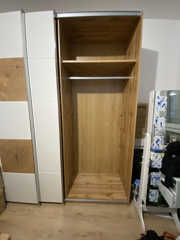 grande armoire 
Dimension L/H/P : 270/225/60 300 Illkirch-Graffenstaden (67)