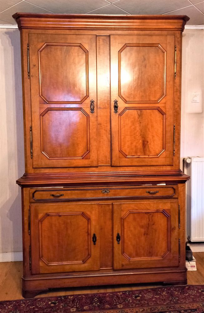 Grande armoire d'�poque Louis-Philippe 0 B�rsch (67)