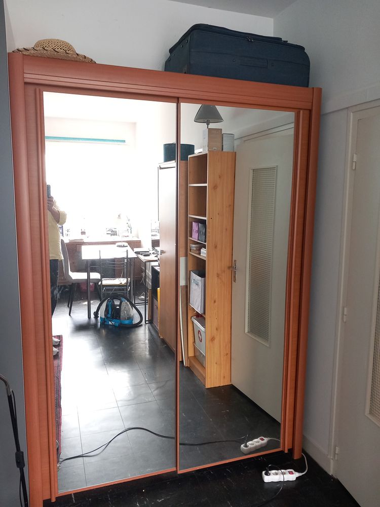 grande armoire � glaces avec portes coulissantes 150 Nantes (44)