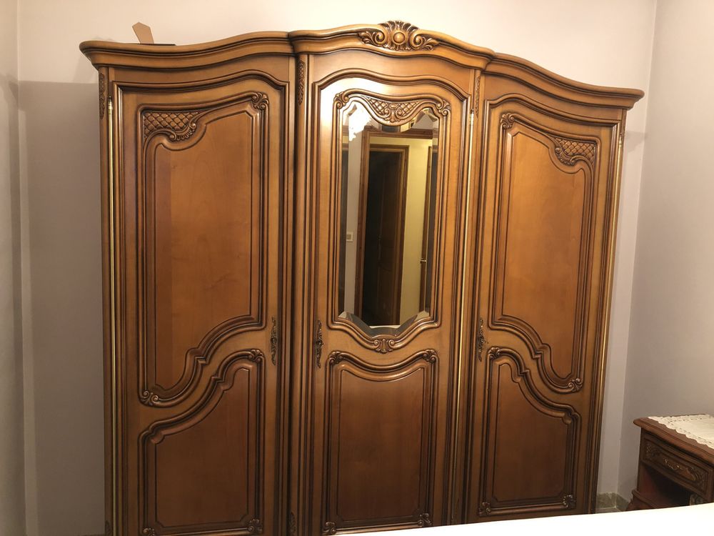 Grande armoire en merisier 200 Saint-Martin-d'H�res (38)