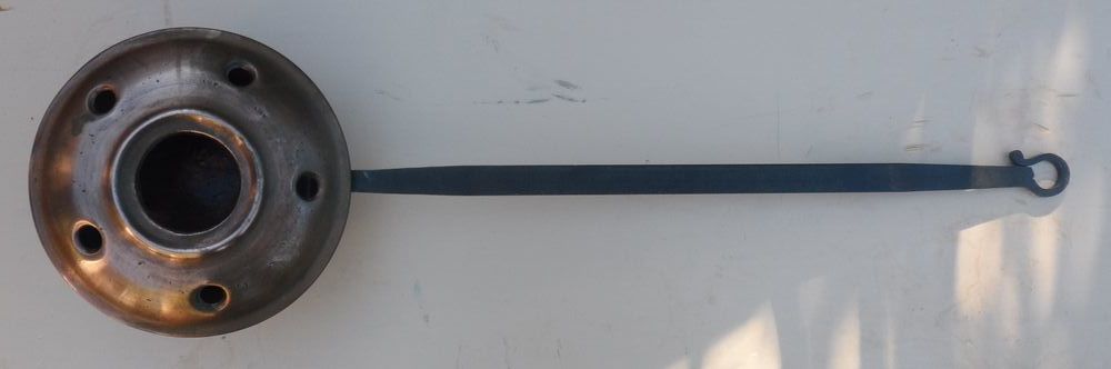 GRANDE BASSINOIRE EN CUIVRE  CHAUFFE LIT du 19�me si�cle 50 Castries (34)