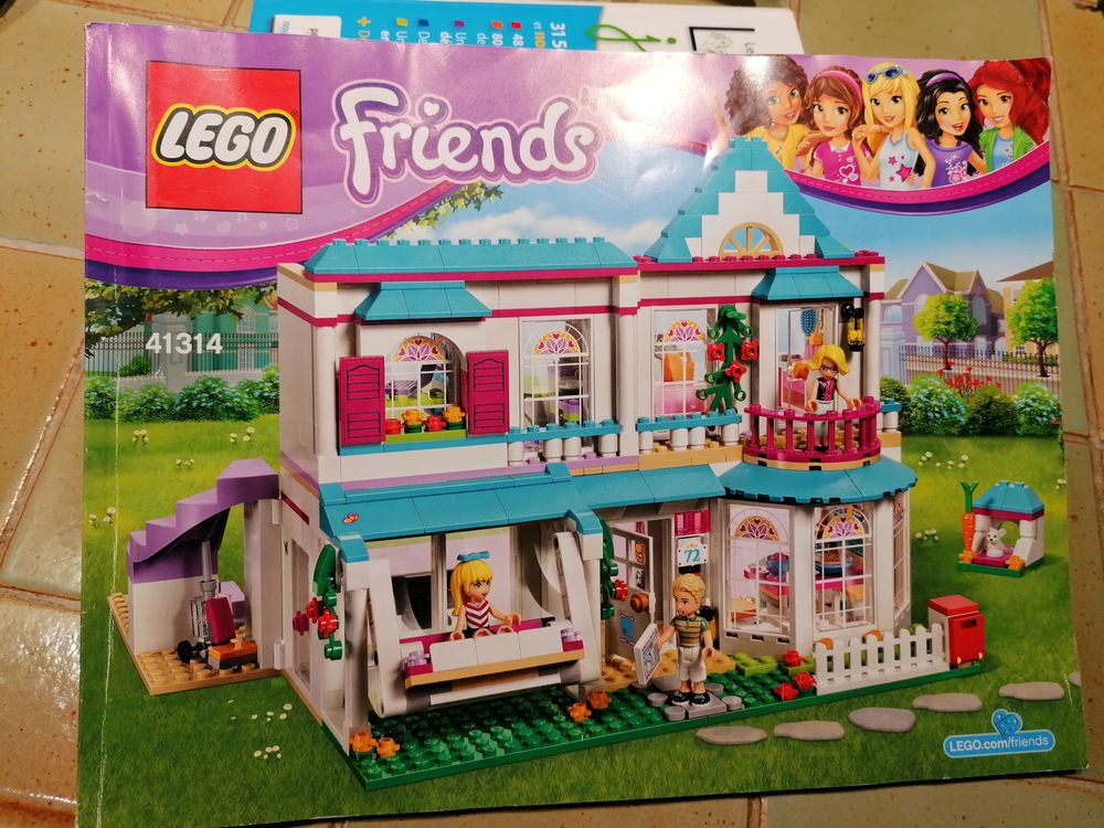 Grande Bo�te de LEGO LEGO FRIENDS 30 Escalquens (31)