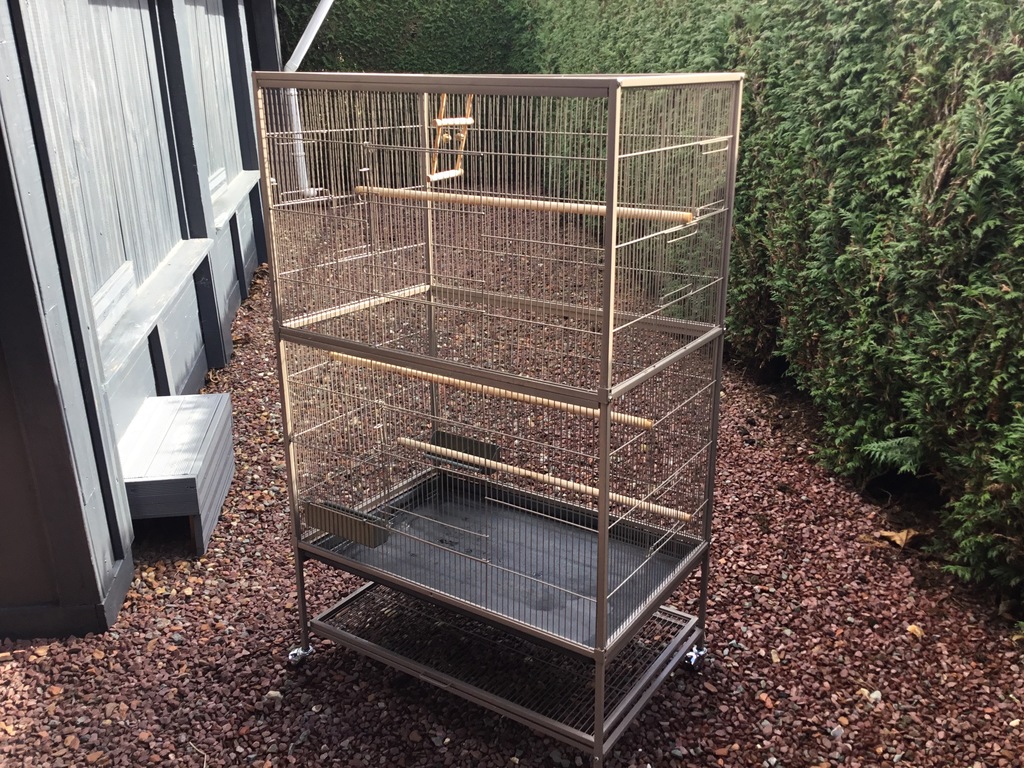 Grande cage m�tallique sur roulettes 70 Huppy (80)