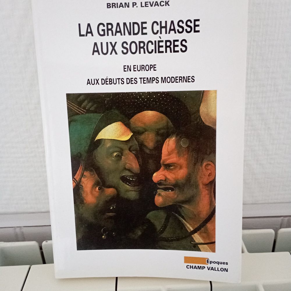 La grande chasse aux sorci�res 
17 La Machine (58)
