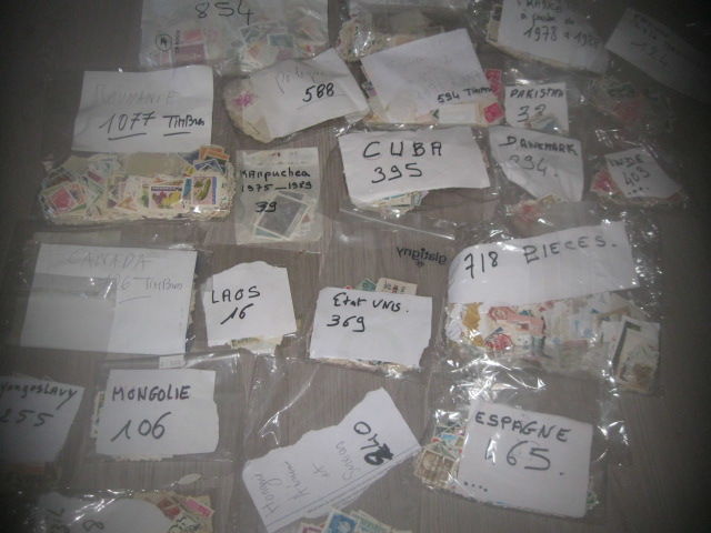 grande collection de timbres 0 Saint-Brieuc (22)