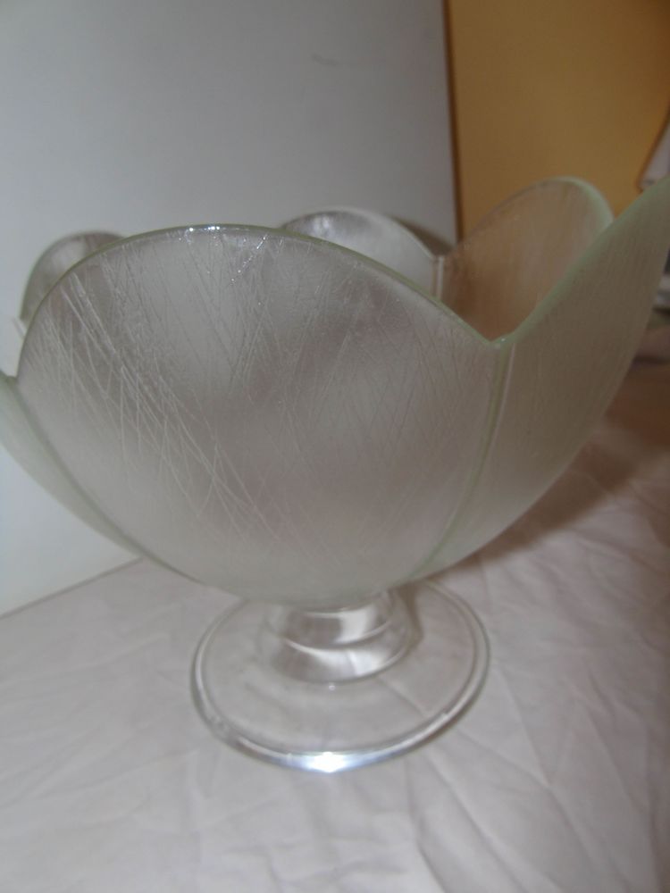 Grande coupe en verre 5 Saint-Andr�-les-Vergers (10)