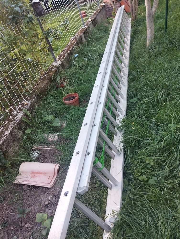 GRANDE ECHELLE DE CHARPENTIER DOUBLE H 8 M DEPLIEE 320 L'Union (31)