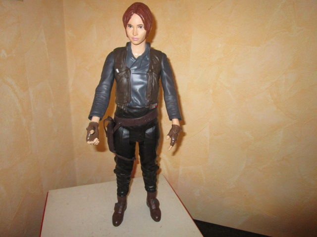 GRANDE FIGURINE STAR WARS
10 Villepinte (93)