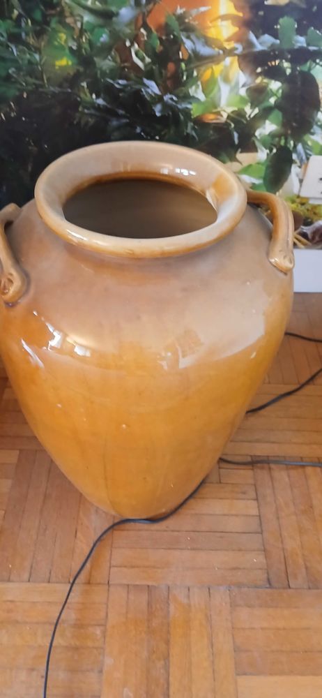 Grande jarre en c�ramique. Tr�s bon �tat. 40 Saint-�tienne (42)
