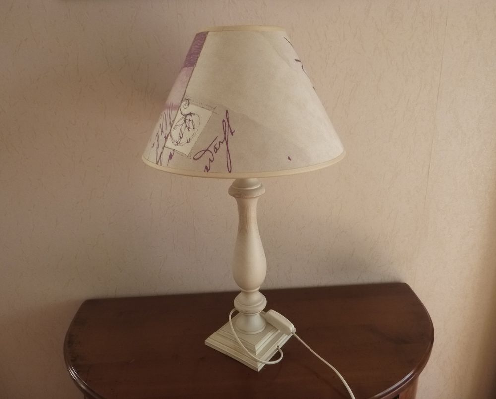grande lampe blanc �cru rose mauve 10 Belfort (90)