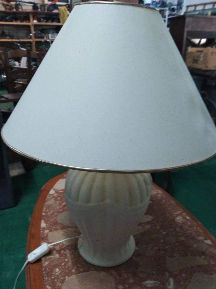 Grande lampe de chevet 8 Le Creusot (71)