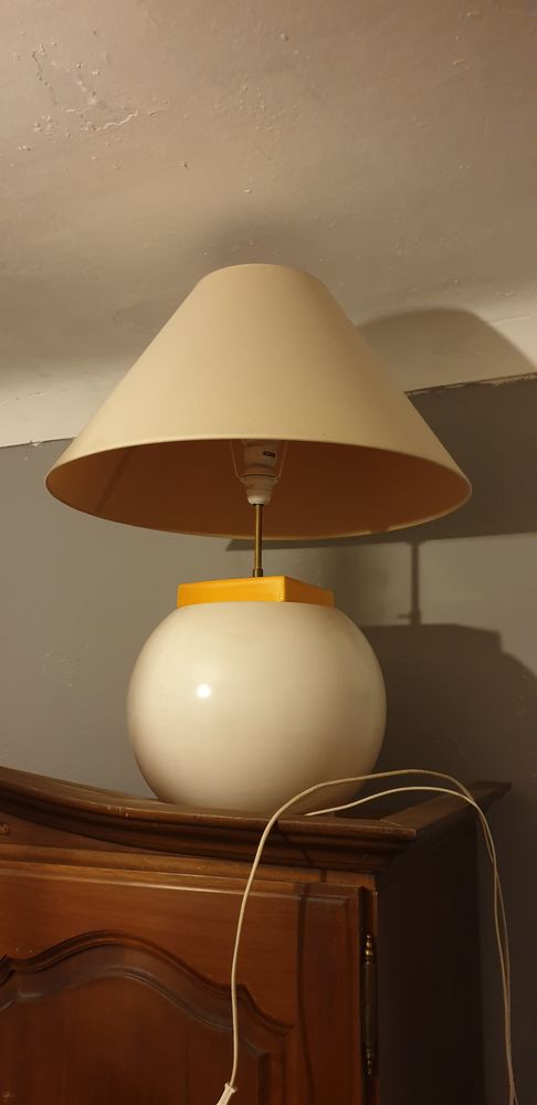 Grande lampe de salon 75 Vence (06)