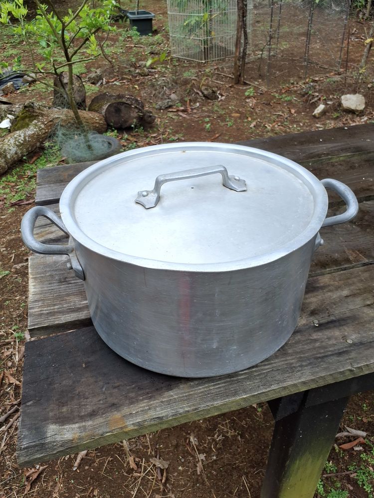 Grande Marmite alu 200 Baie-Mahault (97)