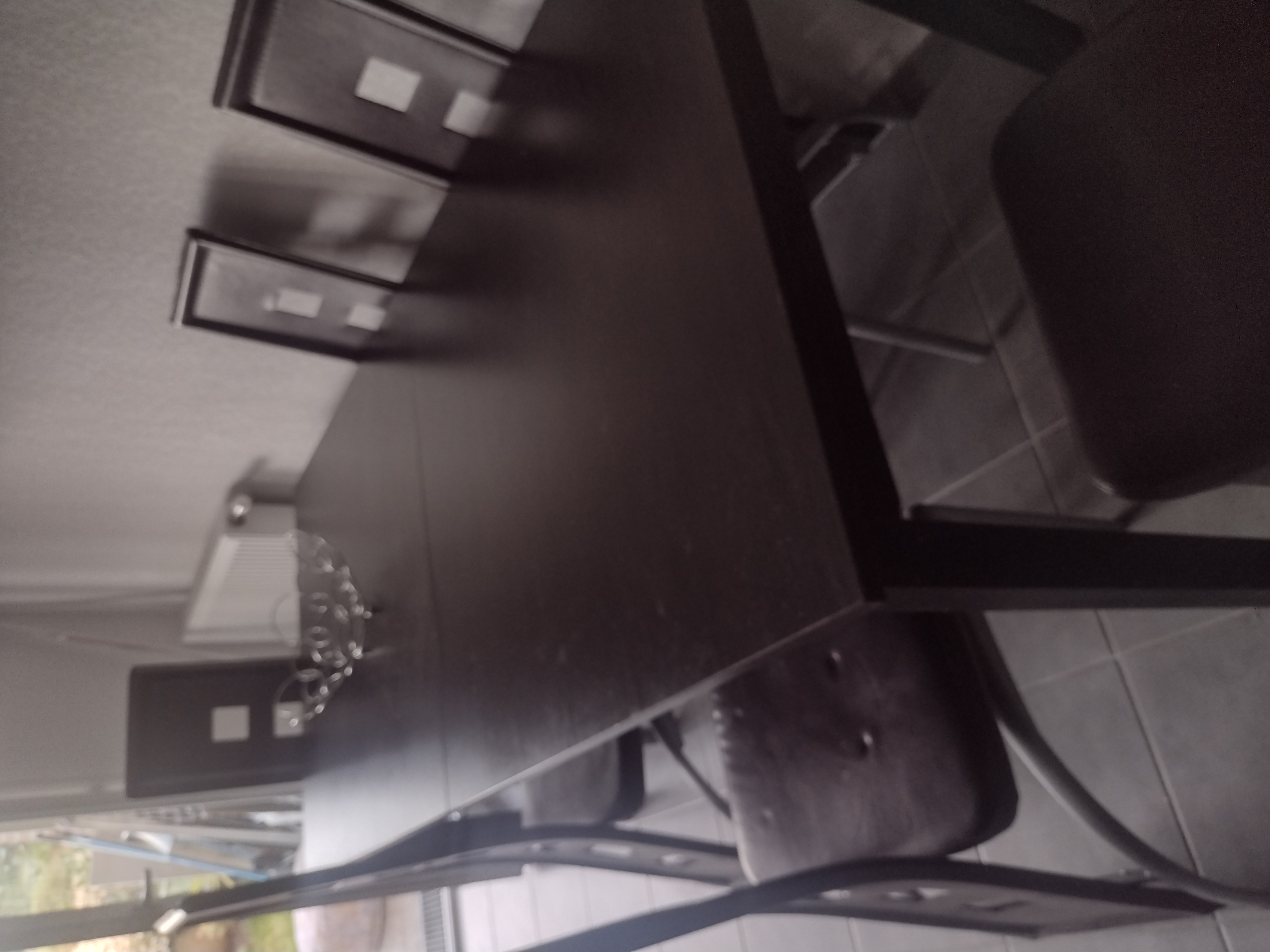 LOT GRANDE TABLE + 6 CHAISES 120 Fenouillet (31)