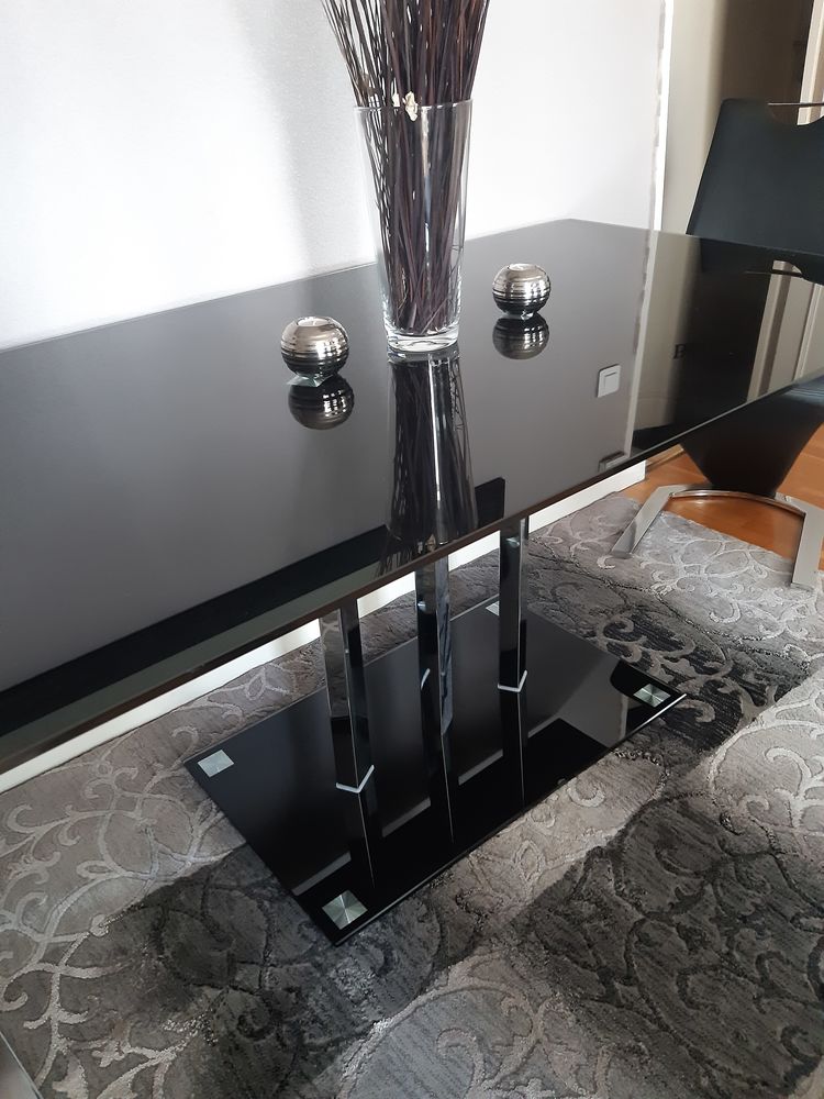 Grande table noir verre tremp� 0 Villeurbanne (69)