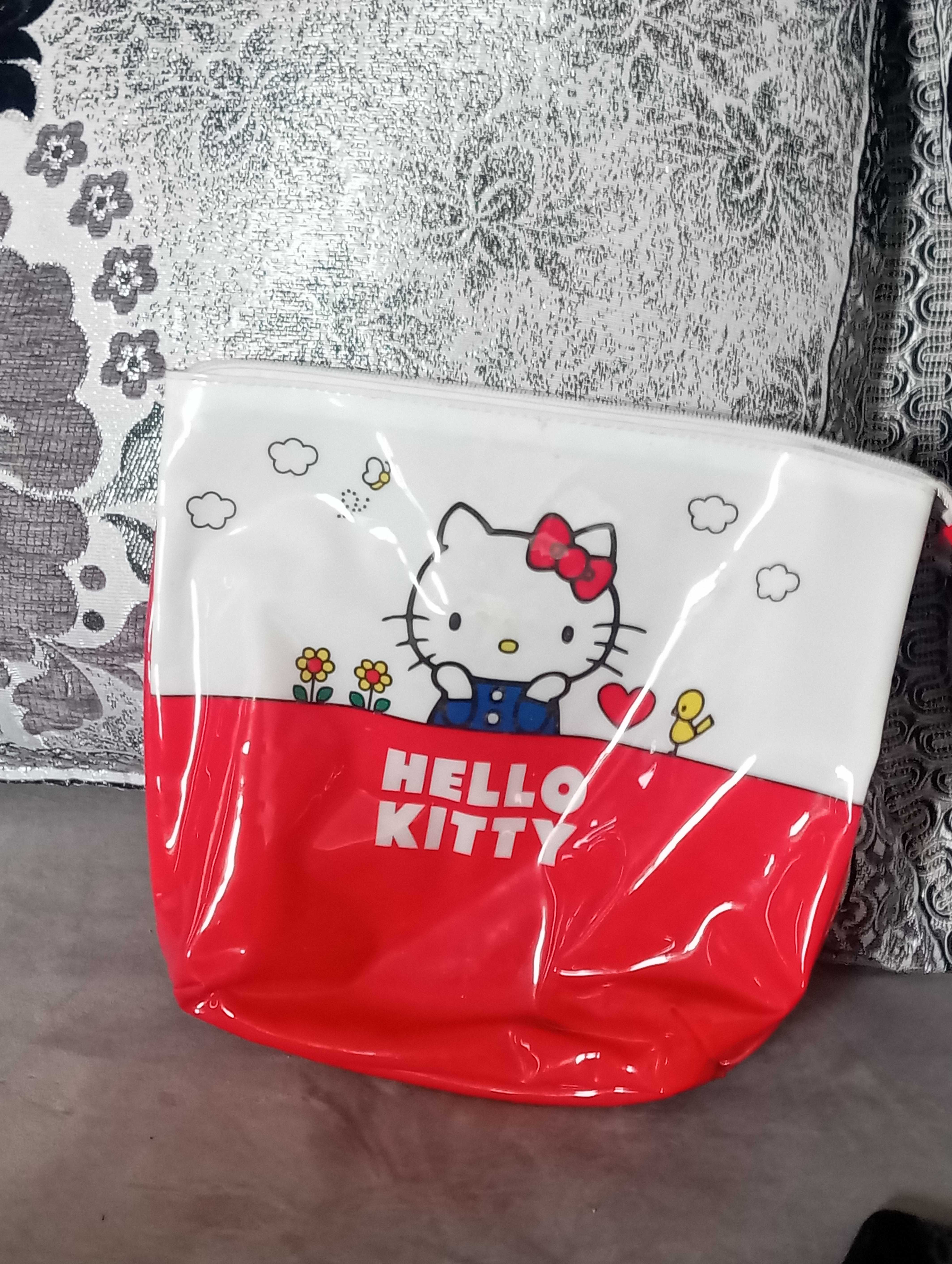 grande trousse Hello Kitty 20 Guyancourt (78)