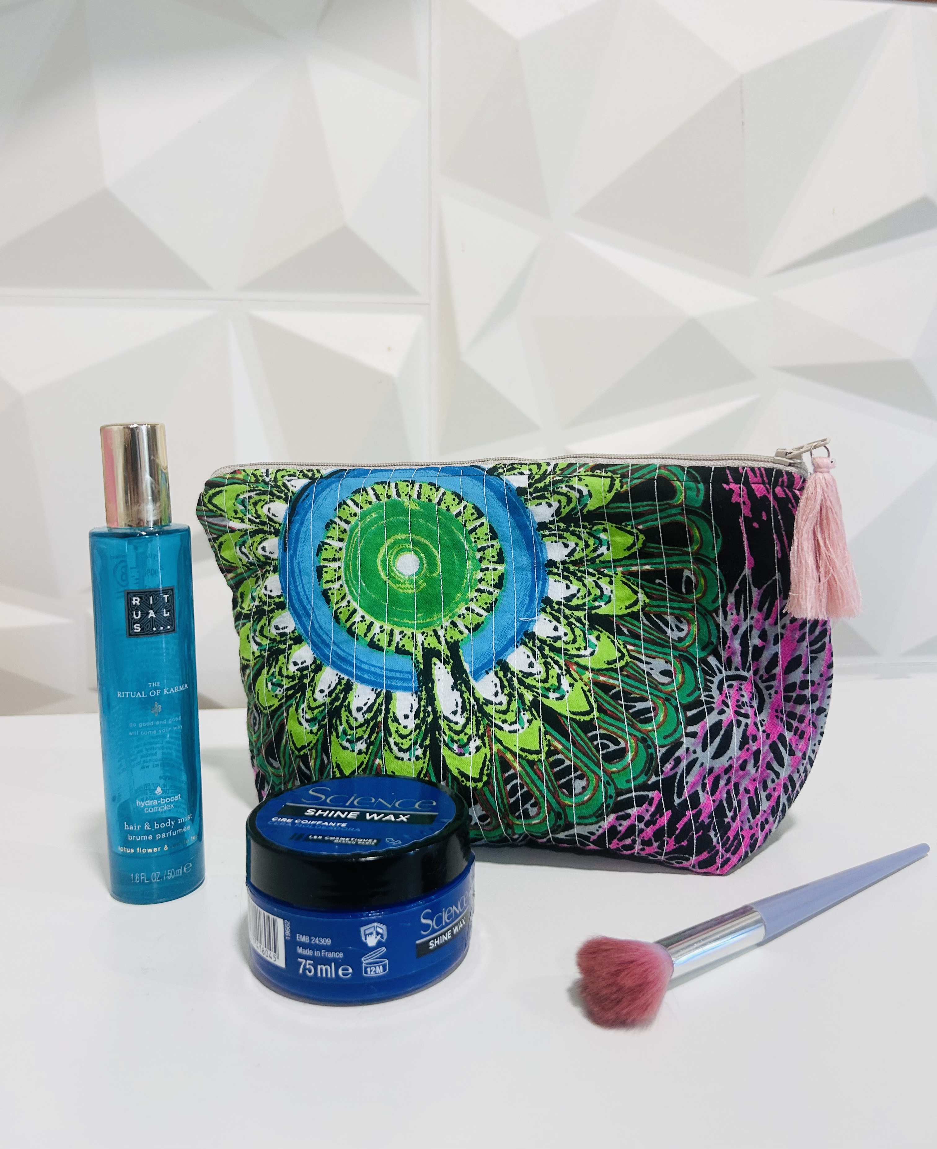 Grande trousse de toilette ou maquillage 18 Saint-Fran�ois (97)