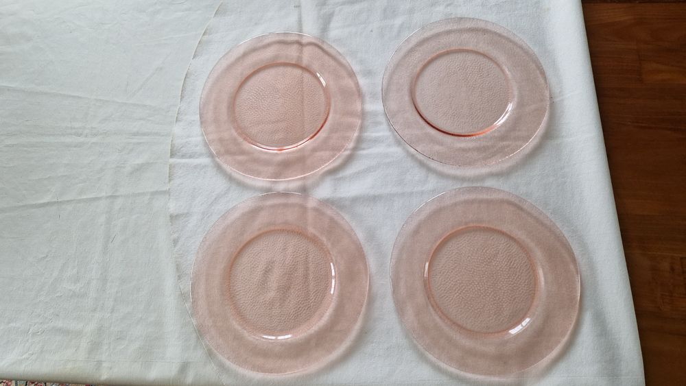 4 grandes assiettes de pr�sentation diam. 31 cm 4 Saint-Martin-le-Beau (37)