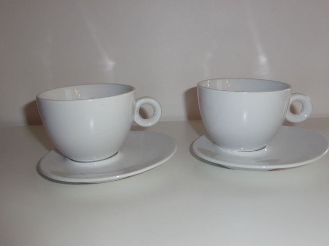Set de 2 grandes  tasses blanches Caf� Caron 5 Rueil-Malmaison (92)