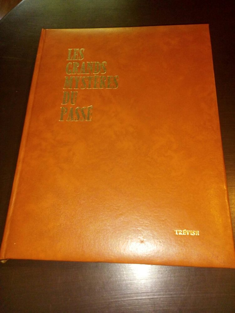 les grands myst�res du pass� �dition Tr�vise 12 Lisieux (14)