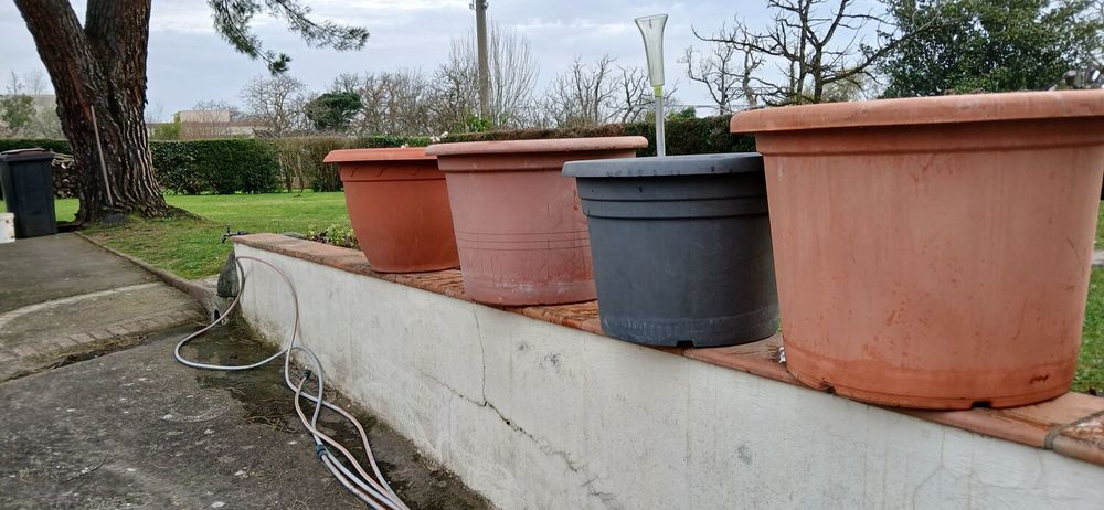 Grands pots de Fleurs en polypropyl�ne 25 Tournefeuille (31)