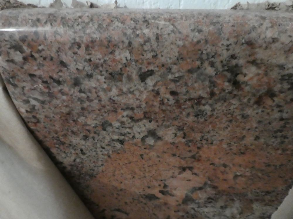 GRANIT plaques polies bords arrondis 400 Cagnes-sur-Mer (06)