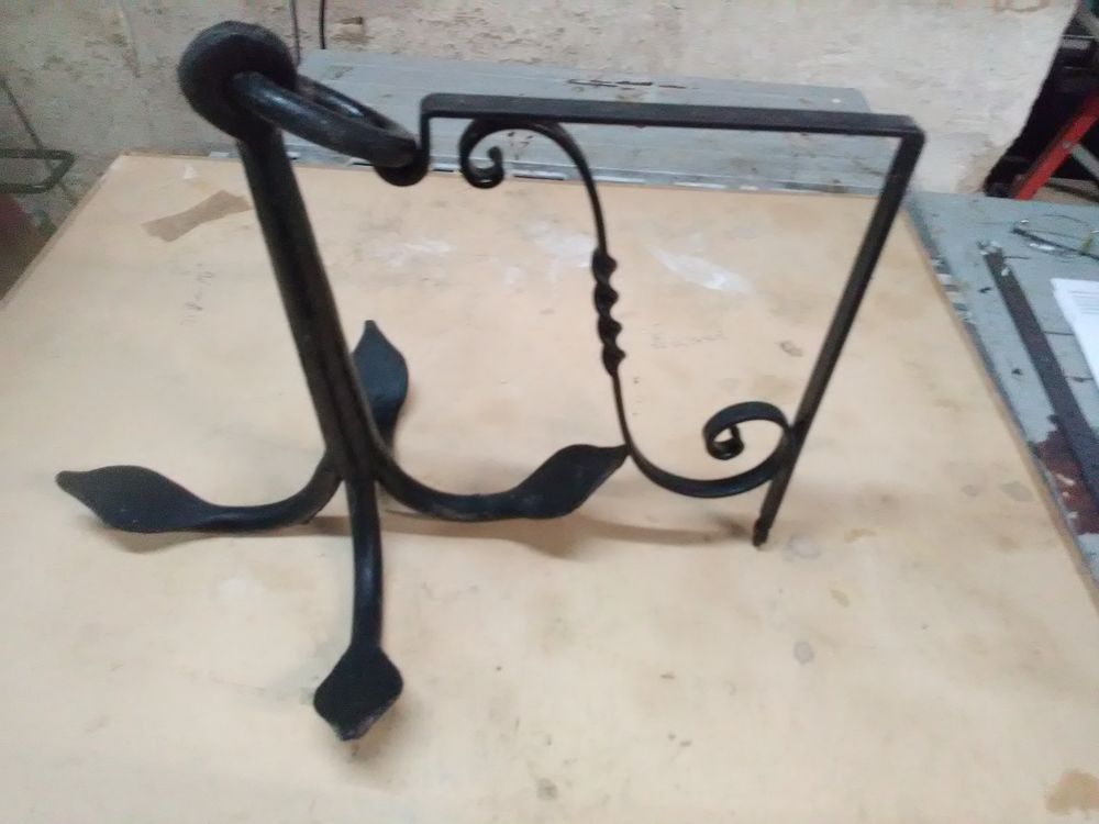 Grappin, encre marine en fer forg� 35 Blaye (33)